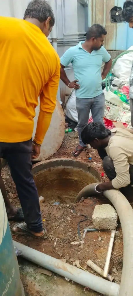 Clean septic tank after service in Kanyakumari